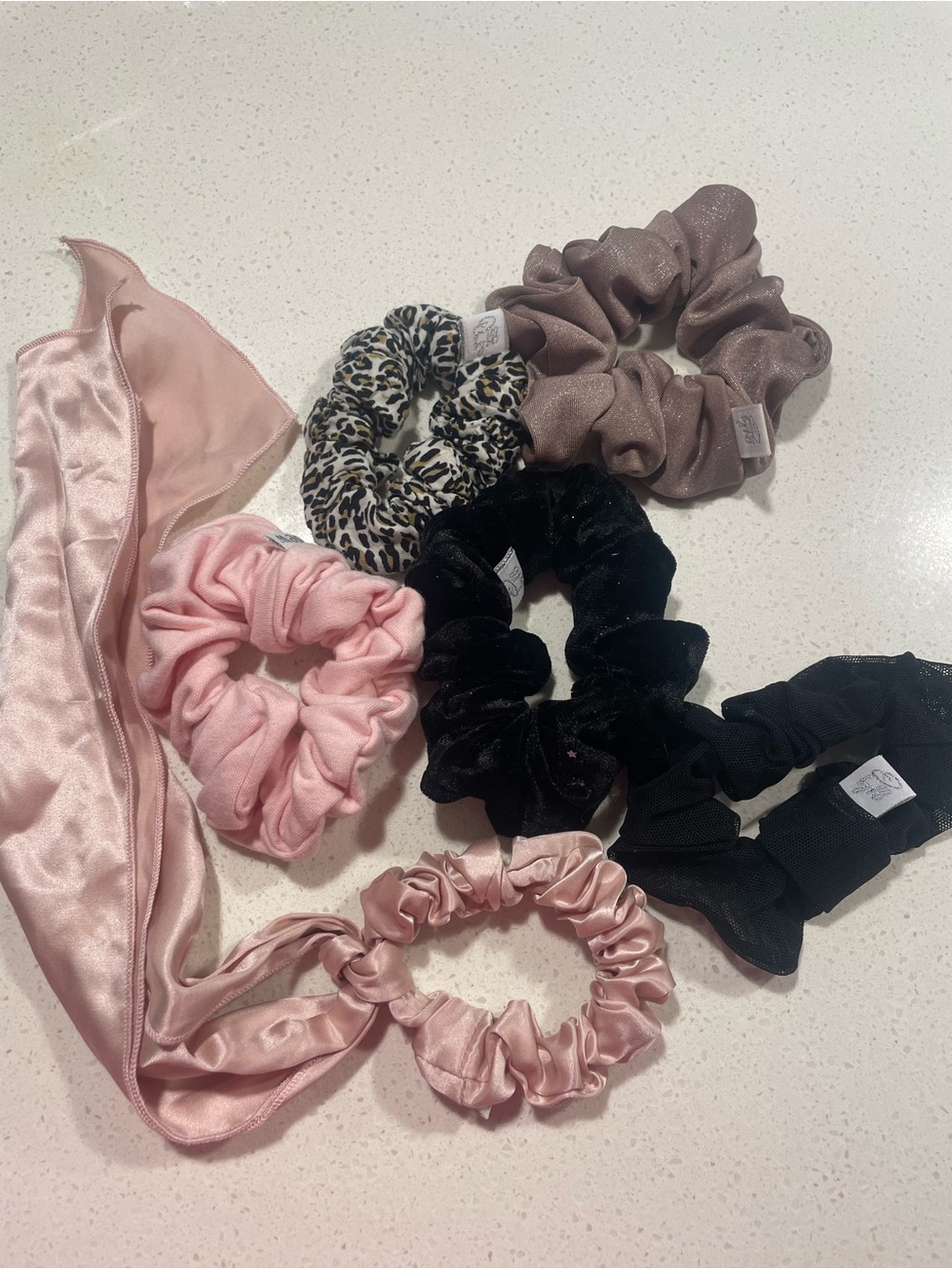Dewedit scrunchie bundle